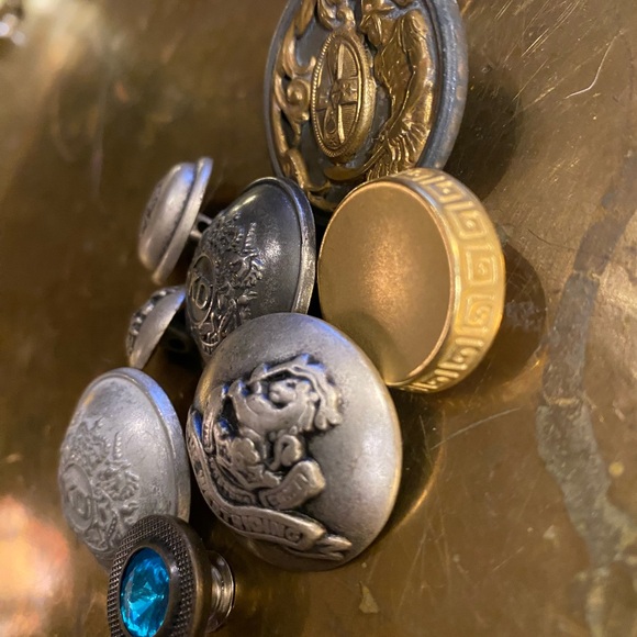 Misc. Set Of Buttons - Picture 3 of 6